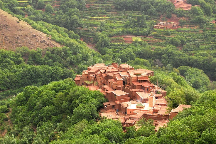 2 days trekking Berber village Azzaden valley