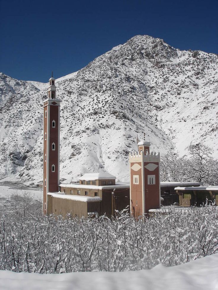 5 DAYS 4 NIGHT’S TREKKING BERBER VILLAGES AND TOUBKAL SUMMIT