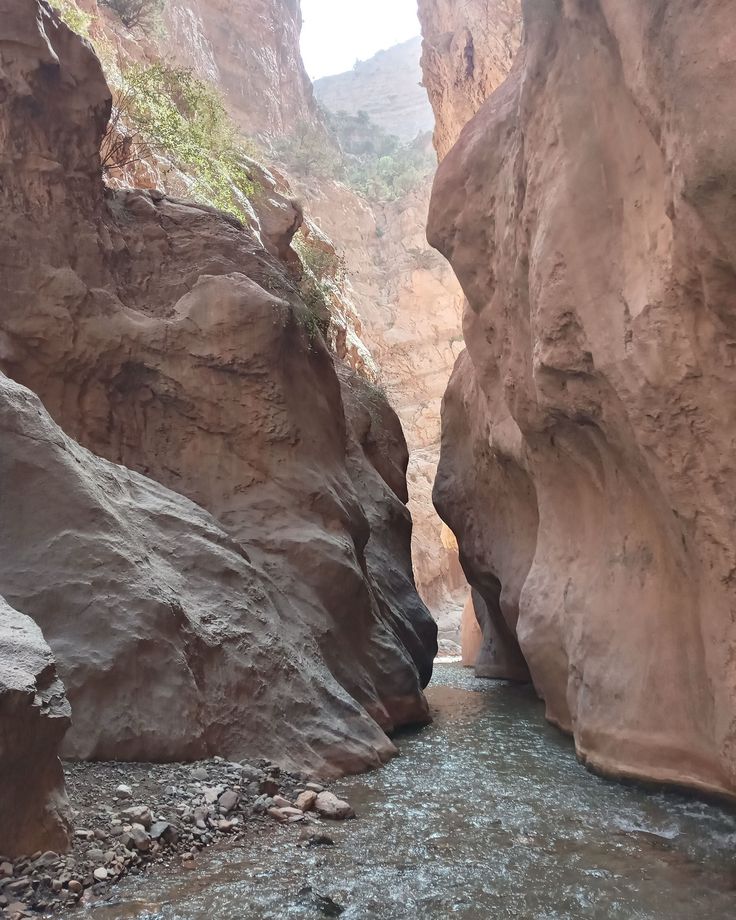 8 days trekking in mgoun and mgoun valley
